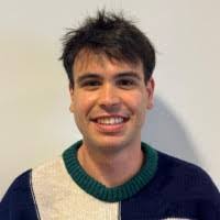 Maria Payes's Instagram, Twitter & Facebook