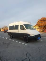 Pretty Stoked On How My Diy Two Tone Paint Job Turned Out Lots Of Por 15 And Bedliner Paint Vandwellers Paint Job Van Life Diy Bedliner Paint Job