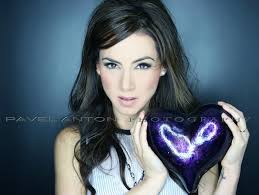 CLAUDIA LIZALDI! WOW LAS FOTOS!! |