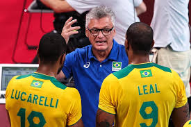 Os interessados em assistir ao importante embate na televisão terão algumas opções disponíveis. 6hrqtmpyhk1khm