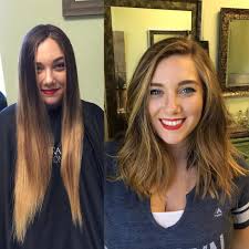 14 Cliches Qui Montrent Qu Un Changement De Coupe De Cheveux Peut Tout Changer En 2020 Coupe De Cheveux Coupe Cheveux Mi Long Volume Coupes De Cheveux Avant Apres