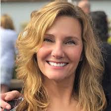 Terri Vanmeter's Instagram, Twitter & Facebook