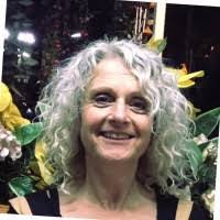 Sara Hassell's Instagram, Twitter & Facebook