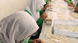 Berita foto wamen perdagangan dan gubernur sumut melepas ekspor sarang burung walet dan. Walet Mmtc Medan Pelepasan Ekspor Sarang Burung Walet Dan Produk Berbasis Singkong Ke Luar Negeri Pewarta Co 590 Likes 5 Talking About This 6 583 Were Here