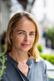 PEOPLE — ROBERTA ASHLEY