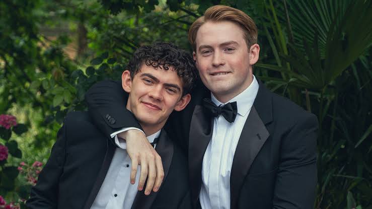 Heartstopper' Creator Alice Oseman Talks Turning Final Season Into a Movie & Maturing the Content Along With the Characters - Just Jared - Celebrity News and Gossip | Entertainment