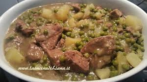 Quindi evviva lo spezzatino e patate (pentola a pressione). Spezzatino Di Vitello Con Patate E Piselli In Pentola A Pressione Acticook La Cucina Di Liana
