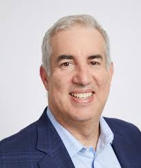 Jeff Schechter's Instagram, Twitter & Facebook