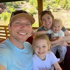 Giveaway! 💙 To show our appreciation for all the fathers, we're doing a  giveaway! How To Enter: 1️⃣ Like this post 2️⃣ Follow us 3️⃣ Comment below  with your best memory of