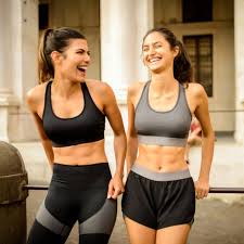 Ich möchte euch gern etwas schenken. Abnehmen Am Bauch 10 Effektive Tipps Trainingsplan