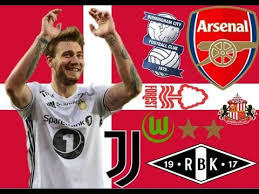 Bendtner warming up for arsenal for a home game against newcastle. Nicklas Bendtner Top 10 Goals Lord Bendtner Best Goals Youtube