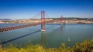 But what if you absolutely want to walk across the bridge? Ponte 25 De Abril Foto Bild Europe Portugal Lisboa E Vale Do Tejo Lissabon Bilder Auf Fotocommunity