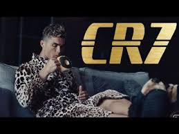 Welcome to the official cr7 denim and underwear webstore. So Haben Sie Cristiano Ronaldo Noch Nie Gesehen Cr7 Parfum Commercial 2019 Youtube