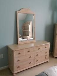 Find incredible bedroom furniture sets at bassett. Thomasville Bedroom Furniture Set Ribbon And Bows First Impressions On Popscreen