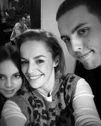 Danielle Flood (@danielle.flood) • Instagram photos and videos