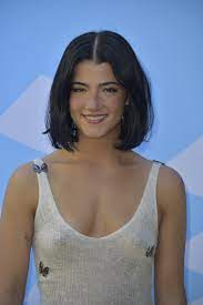 Erös Bjørn on X: Charli DAmelio freeing her nipple like a good girl 🔥  t.coLKBlbK9tu8  X