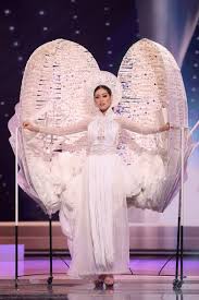 Aside from the voting that is being held for the beauty pageant, selected prominent people will choose who is worthy to be crowned as miss universe for its 69th edition. Ztjhtni3k Nhsm