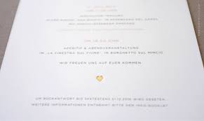 Embossed Wedding Invitation By Carte Royale Hochzeitspapeterie Hochzeitskarten Einladungskarte Hochzeitseinladung Einladungskarten Einladungskarten Hochzeit