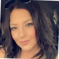 Andrea Spradlin's Instagram, Twitter & Facebook