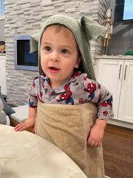 Our soft, absorbent bath towels keep the pampering going when you step out of the tub. Sewing A Homemade Baby Yoda Toddler Bath Towel For The Holidays