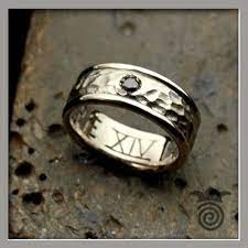 Alliance Homme En Or Blanc Martele Et Diamant Noir Bague Or Blanc Diamant Alliance Mariage Bague Alliance