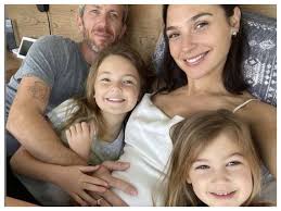 She served in the idf for two years. Wonder Woman Star Gal Gadot Pregnant With Third Child Congratulations Pour In From Jason Mamoa Hilary Swank To Bollywood Stars Esha Gupta Mouni Roy English Movie News Times Of India