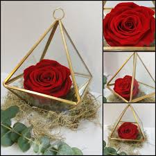 Https Bloomeria Ro Preserved Roses How To Preserve Flowers Flower Soap