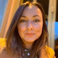 Lisa Mcmath's Instagram, Twitter & Facebook