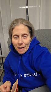 Amy Jackson Reviews Hoho