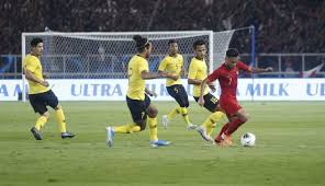Its a rapier comeback, phantom assasin with divine rapier and. Prediksi Susunan Pemain Timnas Indonesia Vs Thailand Di Kualifikasi Piala Dunia 2020 Zona Asia