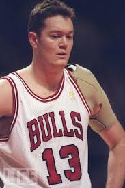 From australian import to michael jordan running mate, the former bulls big man was a central figure in the nba in the '90s. Chicago Bulls Luc Longley 1994 1998 Best Nba Players Chigago Bulls Basketball Pictures