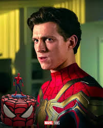 Manny Mirabal's Instagram, Twitter & Facebook