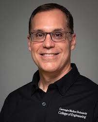 Kurt Larsen's Instagram, Twitter & Facebook