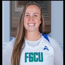 42 Tytionia ADDERLY // F • 5'10” • SR 3 Keri JEWETT-GILES // G • 5'6” •  R-SR 16.8 PPG • 3.3 RPG • 3.9 AP