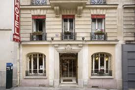 Hotel 2 Etoiles A Paris 2 Star Hotel In Paris Paris Hotels Europe Hotels Paris Rooms