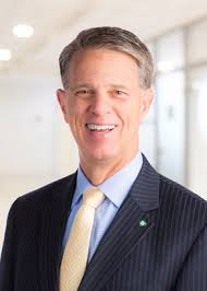 Larry L. Valencia, CFA