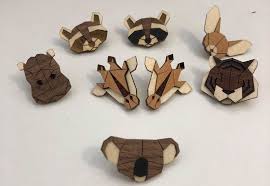 Im buchhandel erhalten sie heute kleine, liebevoll gestaltete bücher zu den verschiedensten themen. Kleine Lustige Geschenke Aus Holz Bewooden