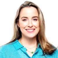 Tara Rice's Instagram, Twitter & Facebook