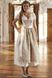 Deutsche/europäische in uk, englisch, britisch. Wedding Dirndl By Melega Braut Dirndl Dirndl Dirndl Trachten