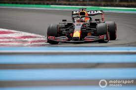 Az összetettben vezető pilótát a mercedes két versenyzője, a délelőtt még legjobb finn valtteri bottas, valamint az akkor második, hétszeres világbajnok és címvédő brit lewis hamilton követte. Elo F1 Es Kozvetites Francia Nagydij Idomero Live Elo Kozvetites Motorsport Com