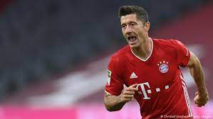 Check out his latest detailed stats including goals, assists, strengths & weaknesses and match ratings. Bundesliga Robert Lewandowski Spares Bayern Munich S Blushes Sports German Football And Major International Sports News Dw 04 10 2020