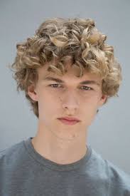 This role has been cast, thank you for your help and interest!** Hi, I am  searching for a photo double for an upcoming feature film. It is a thriller  based