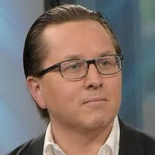 Kori Chambers (@KoriOnAir)