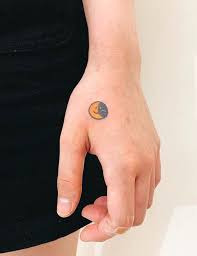 Various services provide removal of the teardrop tattoo, among others, for former gang members and inmates. 32 Small Meaningful Tattoos That Are Permanent Reminders