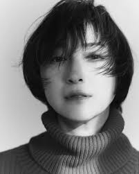 ❤️🐈‍⬛🇬🇧BOURGEOIS 10TH ANNIVERSARY🐈‍⬛🇯🇵❤️ 2013年11月1日にロンドンでWEB  MAGAZINEとして始めてから本日で10年が経ちました。2015年に雑誌を創刊したのですが、それより前から数えると本日が記念日。実は株式会社BOURGEOISの記念日も同じ日。「1」が好きなん  ...