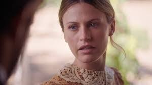 Jessie Stratton's Instagram, Twitter & Facebook