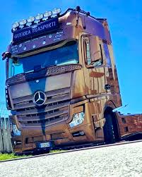 Stephenjohncornz On Twitter In 2020 Mercedes Benz Commercial Mercedes Truck Mercedes Benz Trucks