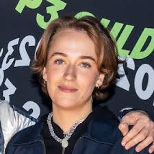 8991a53b-ce8a-4d46-976f-d1f3dc19ea78.jpg?im=SmartCrop,width=285,height=285