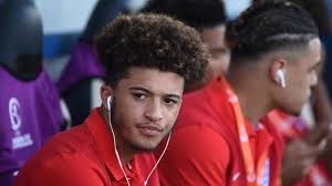 Learn all about the career and achievements of ethan ampadu at scores24.live! 25 Fur Die Zukunft 2018 19 Im Blickpunkt Von Uefa Com Uefa Champions League Uefa Com