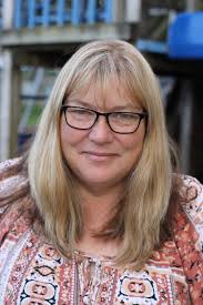 A huge thank you and appreciation post for our amazing support staff; we're  so lucky to have you. Have a fab day surrounded by your favourite people 😉  #awesomepeople